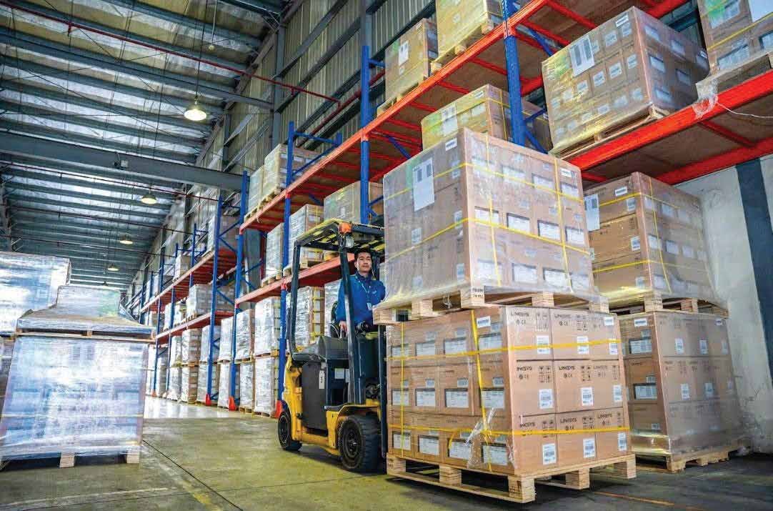 Vận hành và lưu giữ hàng hóa trong kho